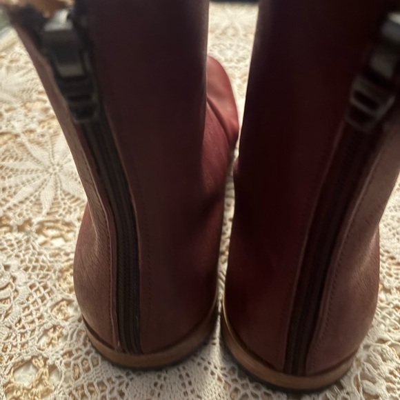 CYDWOQ Ladies Red Leather Hand Crafted Ankle Boots EU39.5 US9.5 - Picture 3 of 8